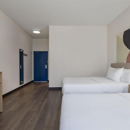 Spark By Hilton Artesia Buitenkant foto